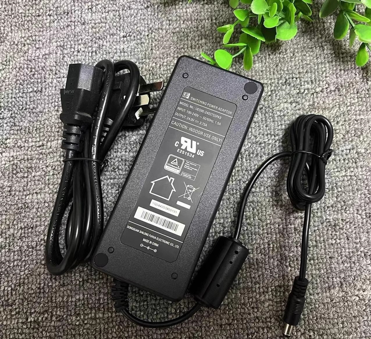 *Brand NEW*UE UES90-240375SPA3 24V 3.75A AC ADAPTRE Power Supply